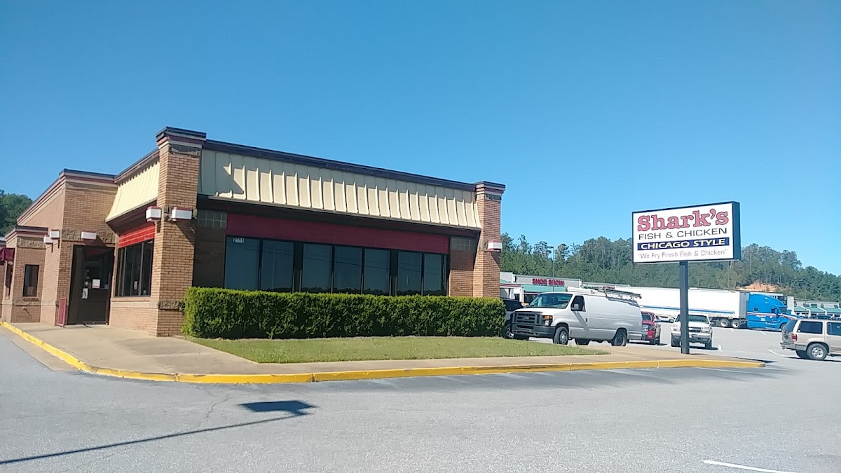 Sharks Fish & Chicken - Phenix City , Alabama